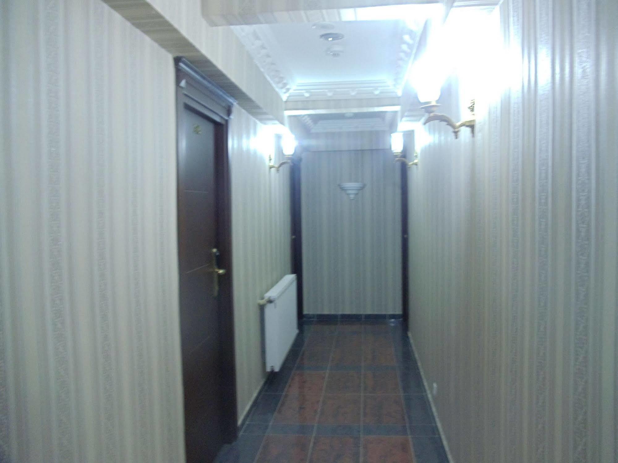 Ares Hotel Istanbul Exterior foto